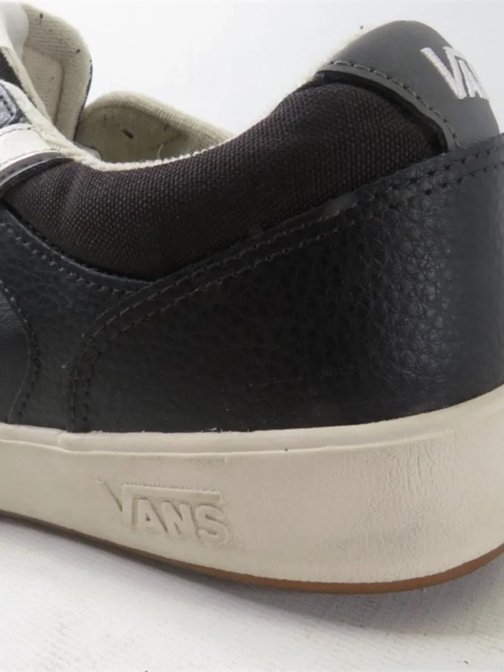 Vans Lowland CC Leather Sneakers Black White Retro Flying V Men's Size 12 Skate